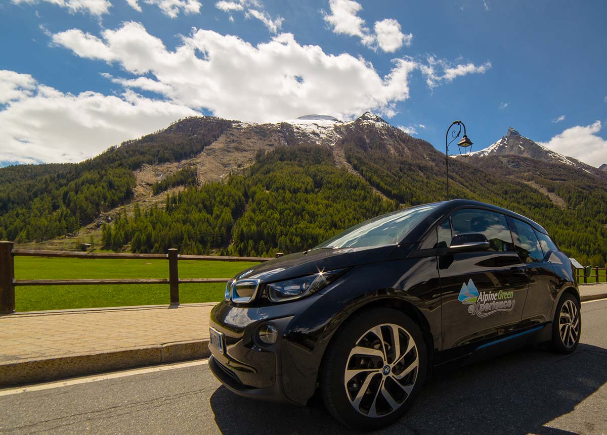 Vélo et voiture électriques